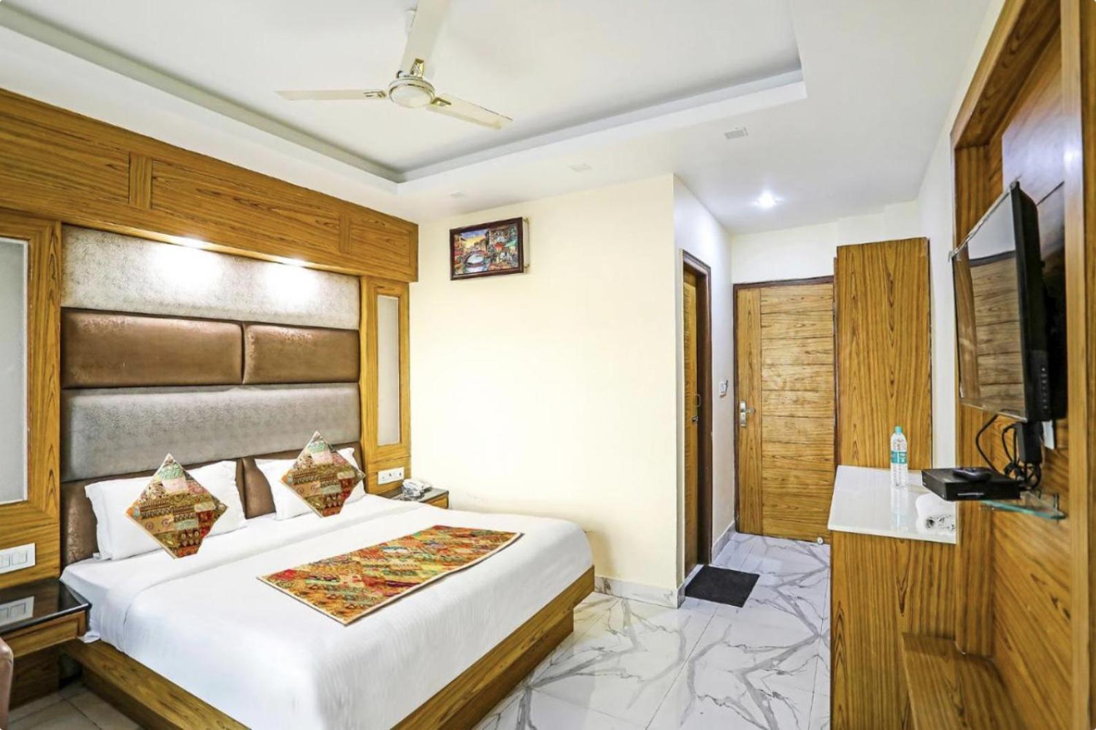 Hotel Woods View - Mall Road Mussoorie Bagian luar foto